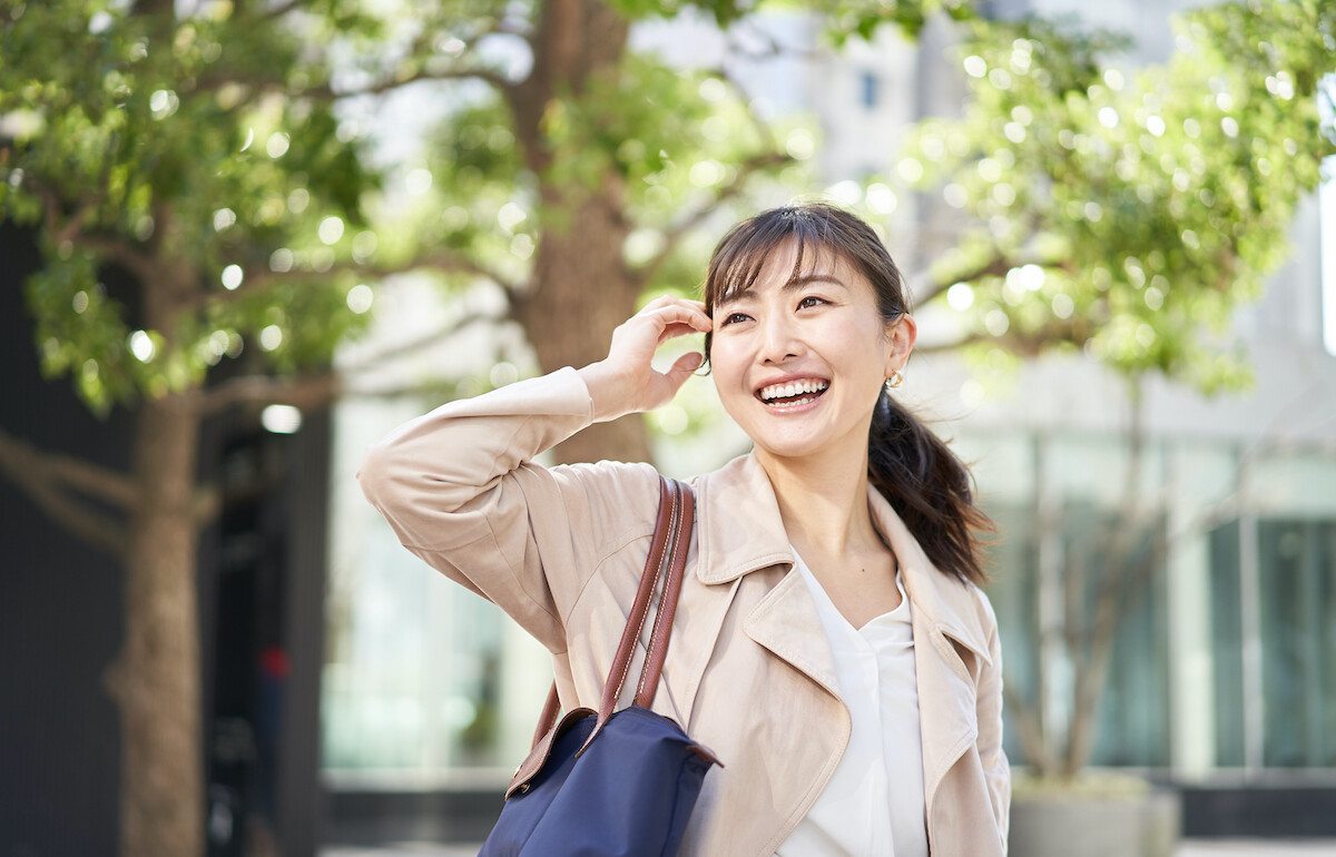 アパレル販売員からの転職！おすすめの職業や活かせるスキルなど紹介