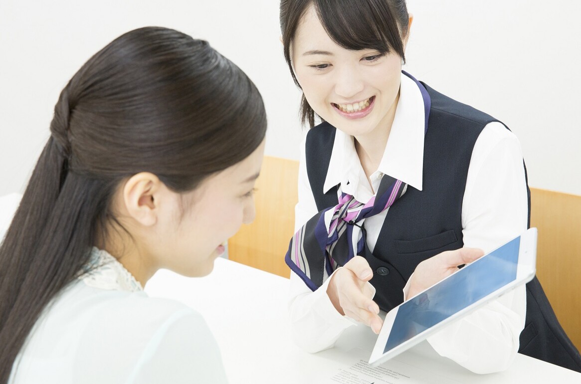 携帯販売員の仕事はきつい？働くおすすめポイントや改善策について解説