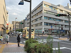 南藤沢交差点まで直進